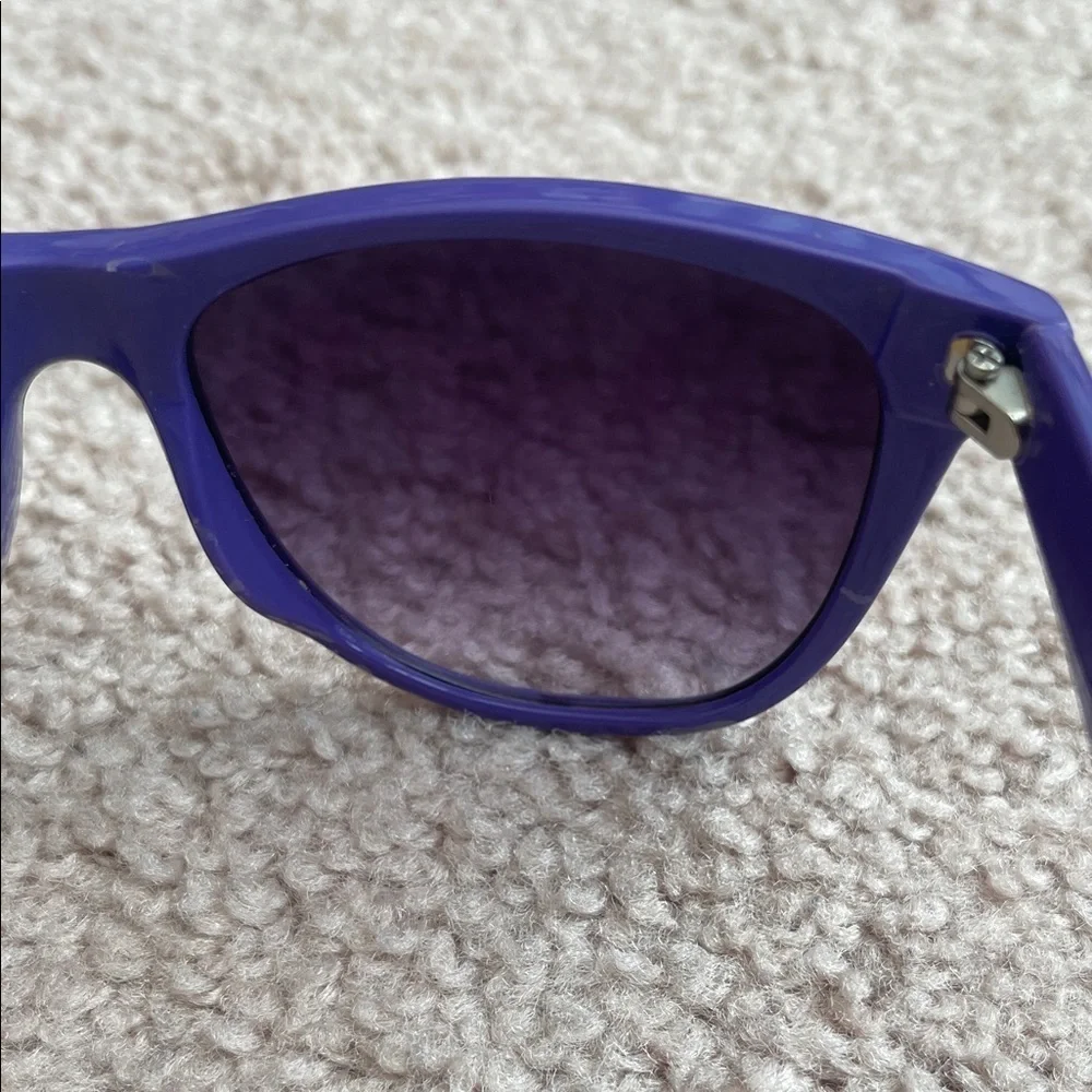 Chic Purple Plaid Sunglasses